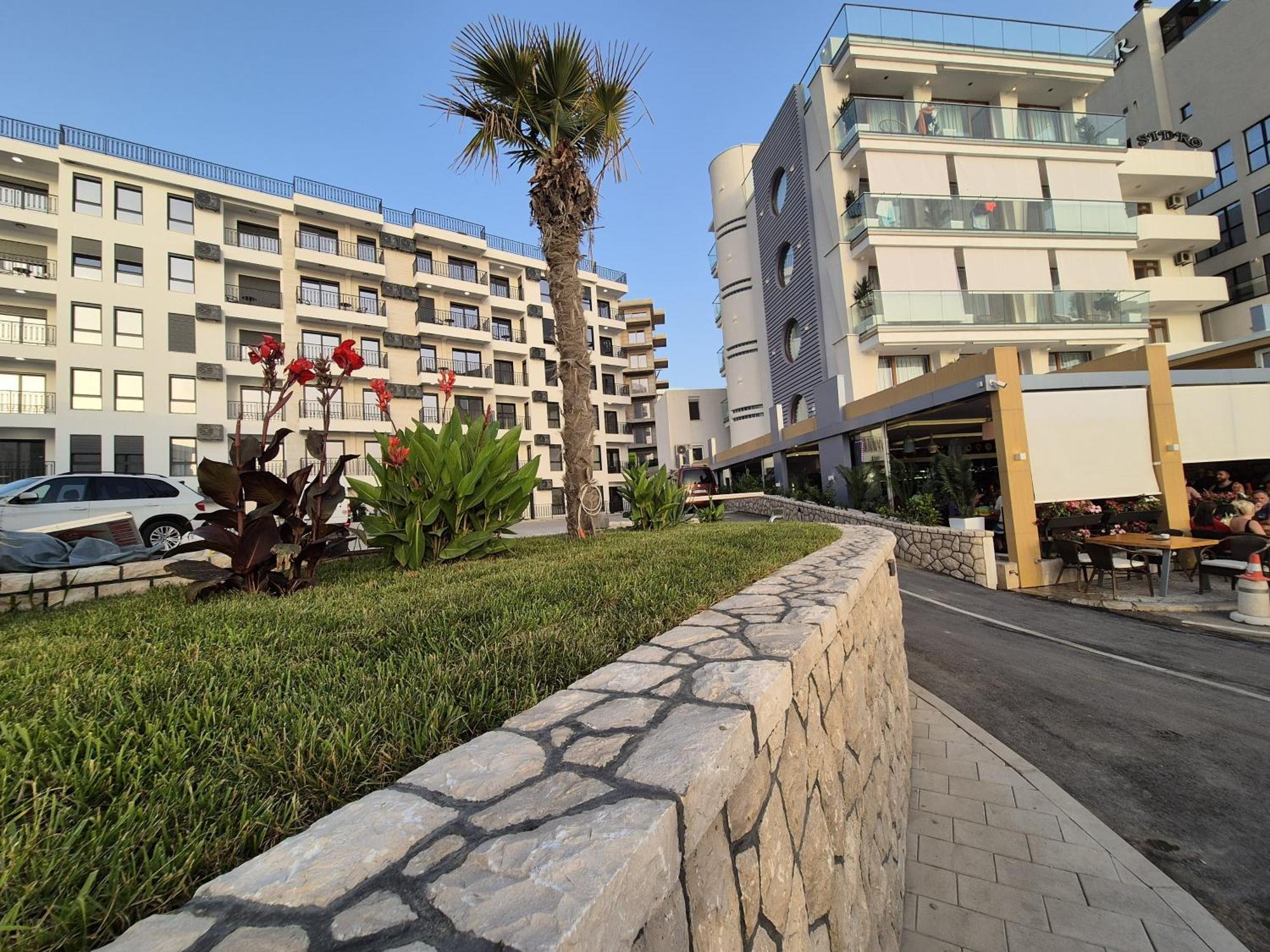 Vienna Luxury Apartments Добра-Вода Экстерьер фото
