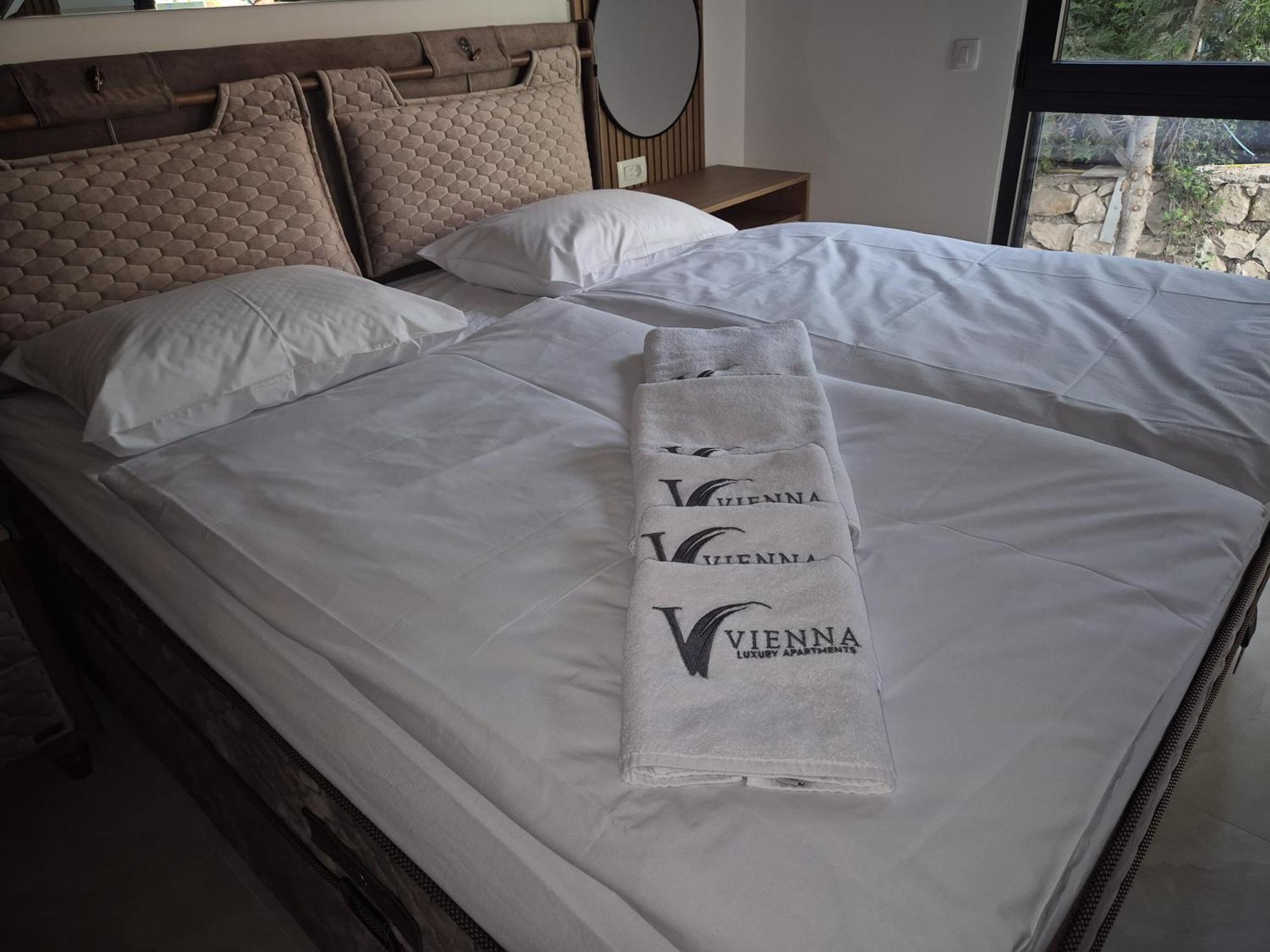 Vienna Luxury Apartments Добра-Вода Экстерьер фото