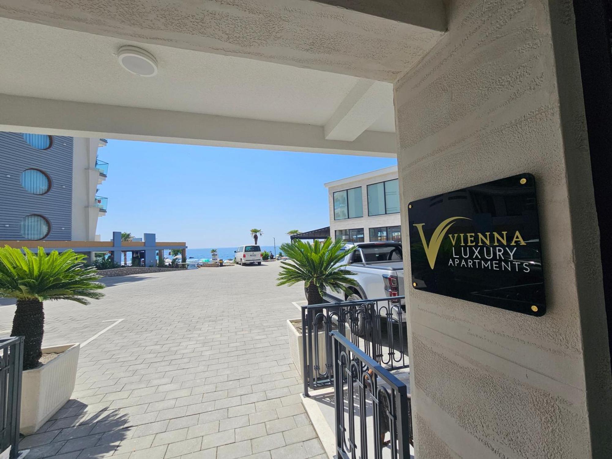 Vienna Luxury Apartments Добра-Вода Экстерьер фото
