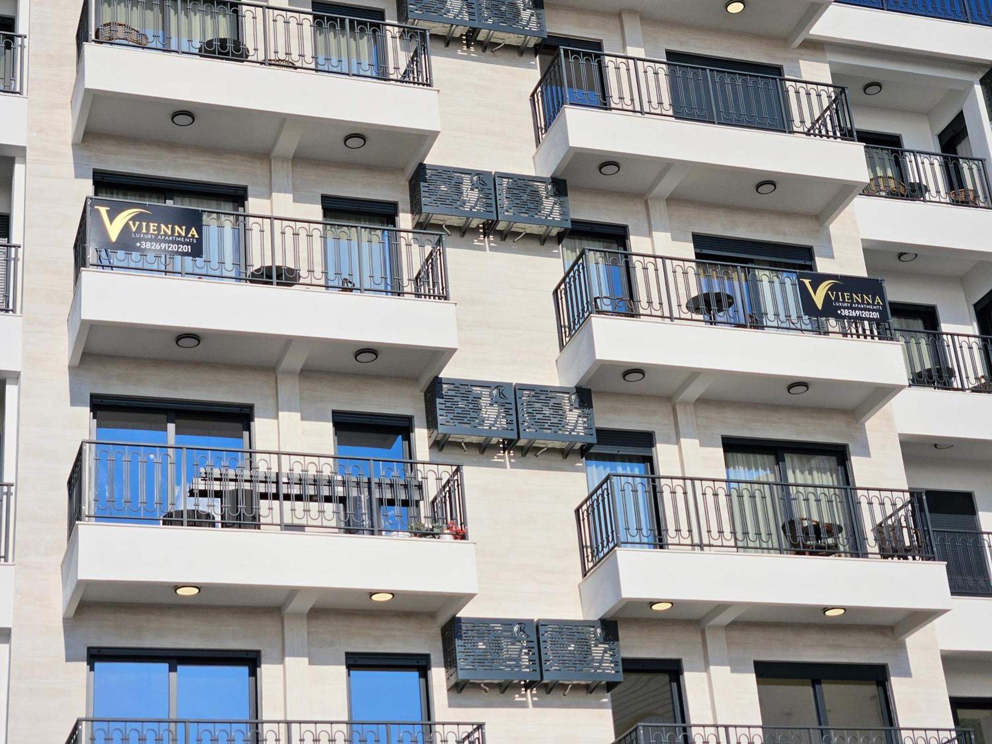 Vienna Luxury Apartments Добра-Вода Экстерьер фото