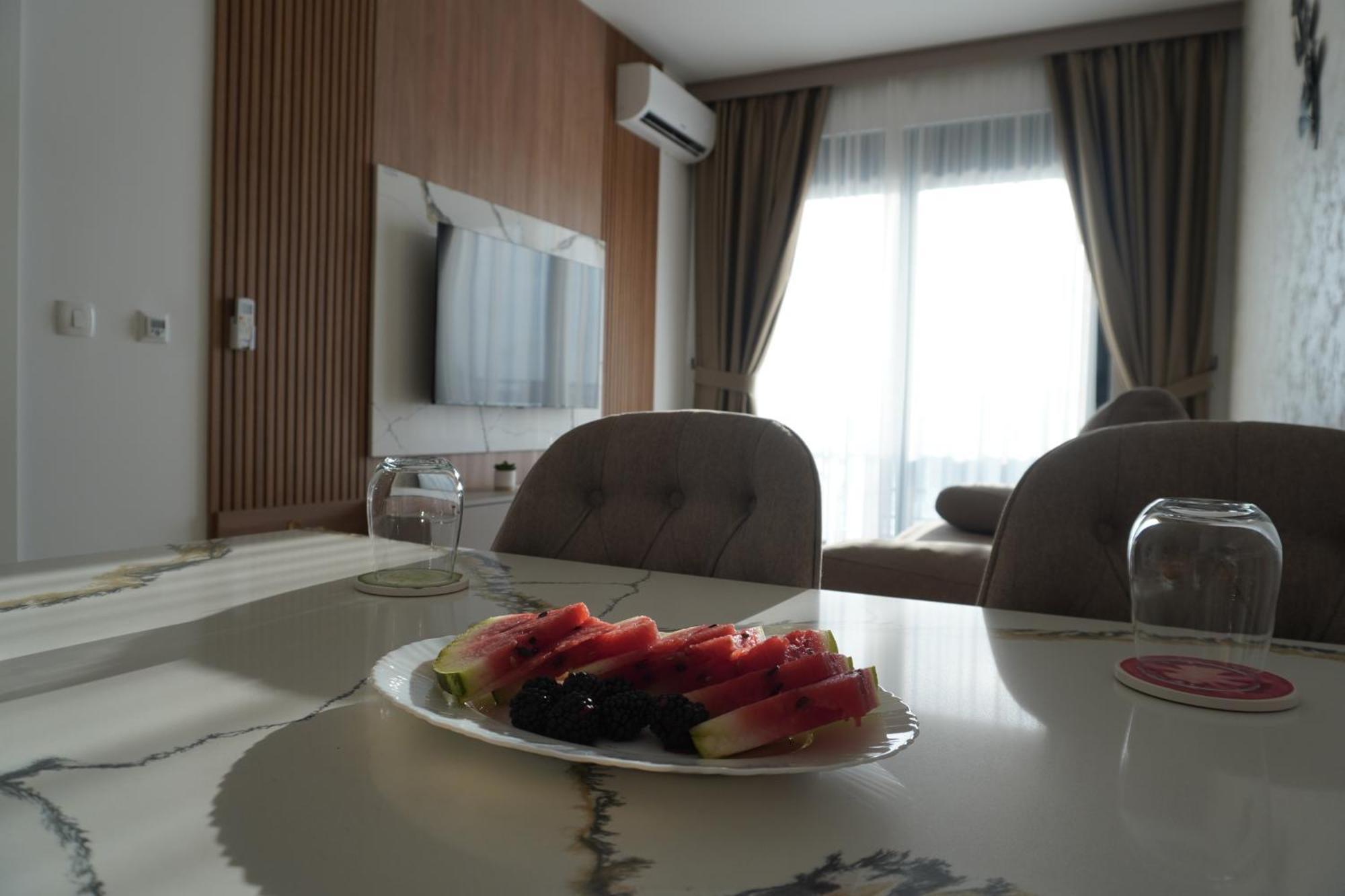 Vienna Luxury Apartments Добра-Вода Экстерьер фото