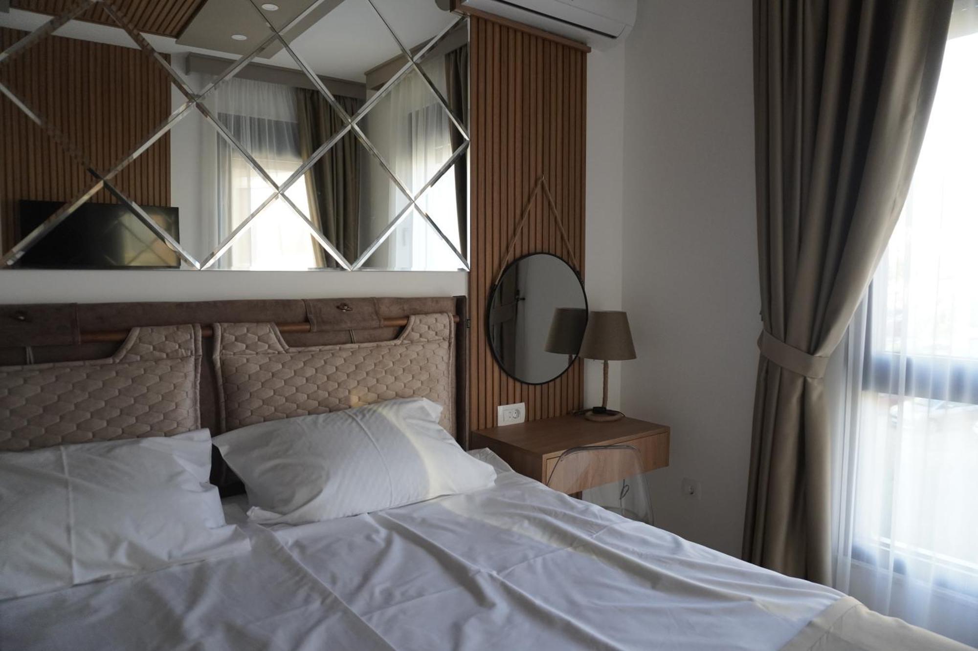 Vienna Luxury Apartments Добра-Вода Экстерьер фото
