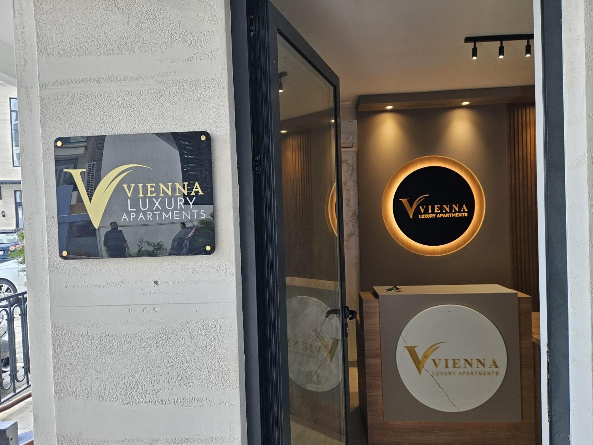 Vienna Luxury Apartments Добра-Вода Экстерьер фото